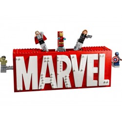 LEGO Marvel - Logo MARVEL a minifigurky